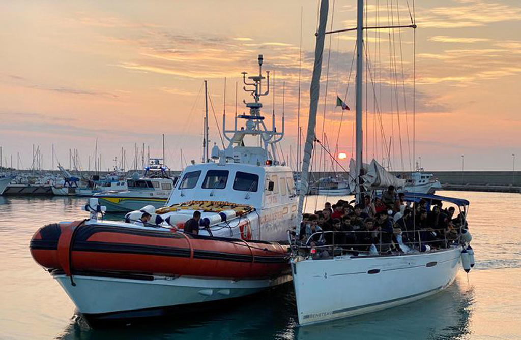 Migranti, ancora uno sbarco nella Locride: è il 35esimo in 3 mesi 
