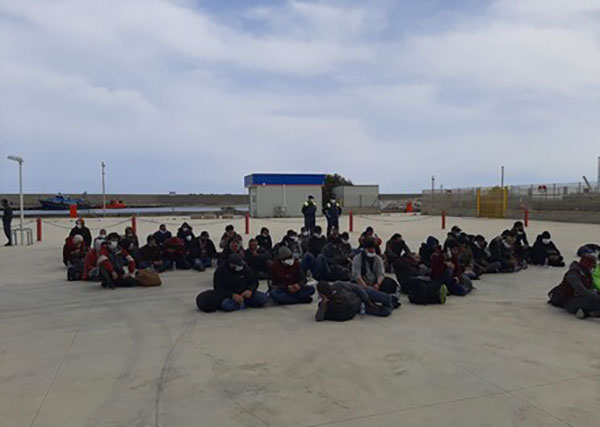 migranti_58215.jpg