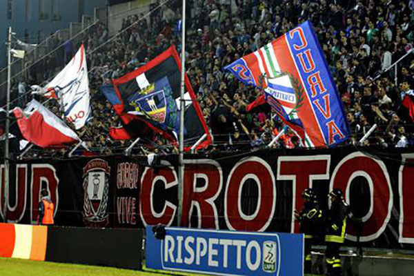 Coppa Italia, in 5.000 da Crotone per gara con il Milan
