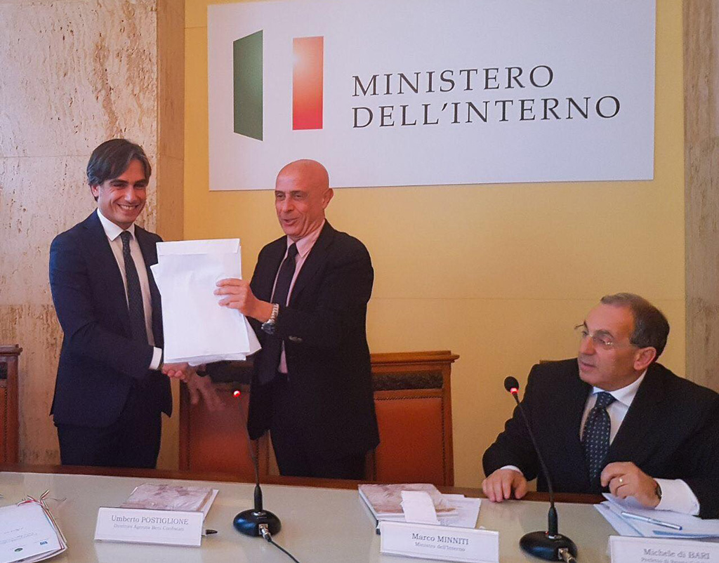minniti-04182017-164757.jpg