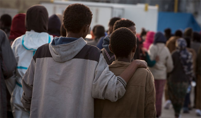 Migranti, firmato protocollo per protezione minori non accompagnati 