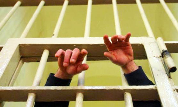 Detenuto tenta suicidio nel carcere minorile di Catanzaro