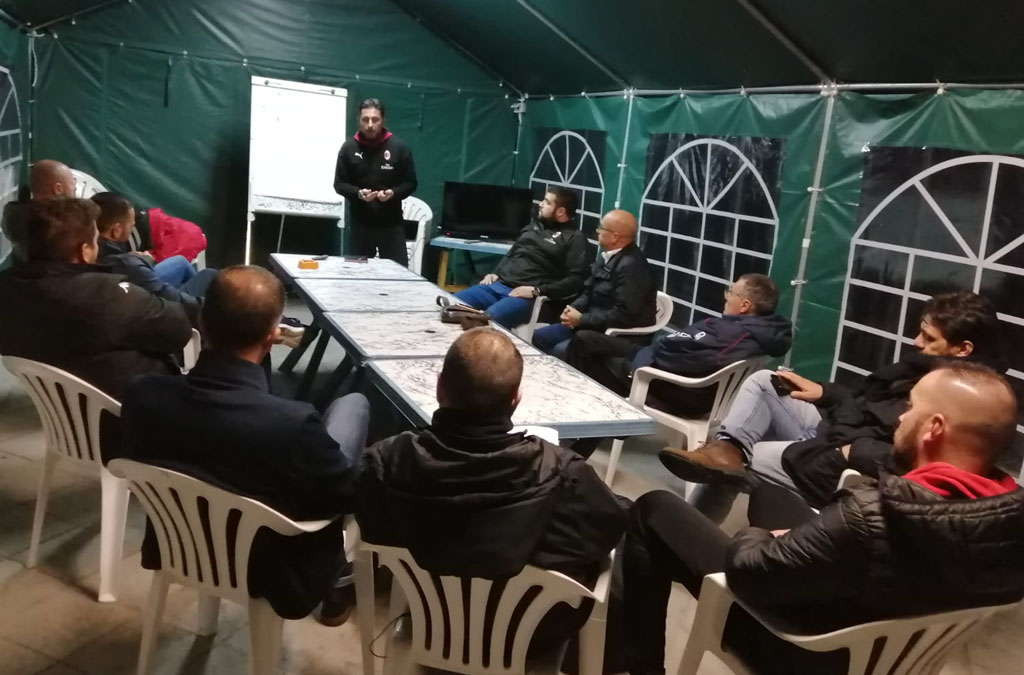 Lamezia, mister Giuseppe Fortunato in visita alla Scuola Calcio Milan Academy