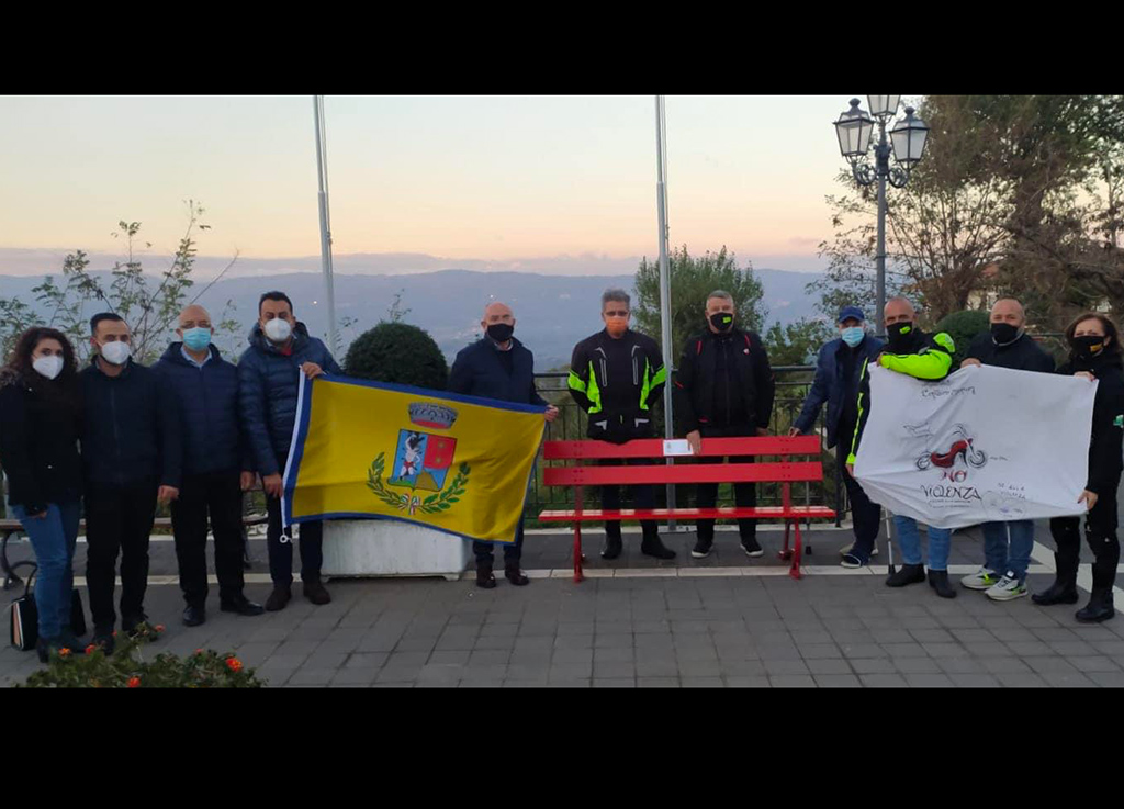 Amministrazione Comunale Jacurso e Bikers Solitari Lamezia insieme contro la violenza di genere