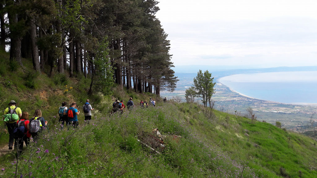Lamezia, escursione su Monte Mancuso e il Colle dell’Infinito: “Un patrimonio da valorizzare”