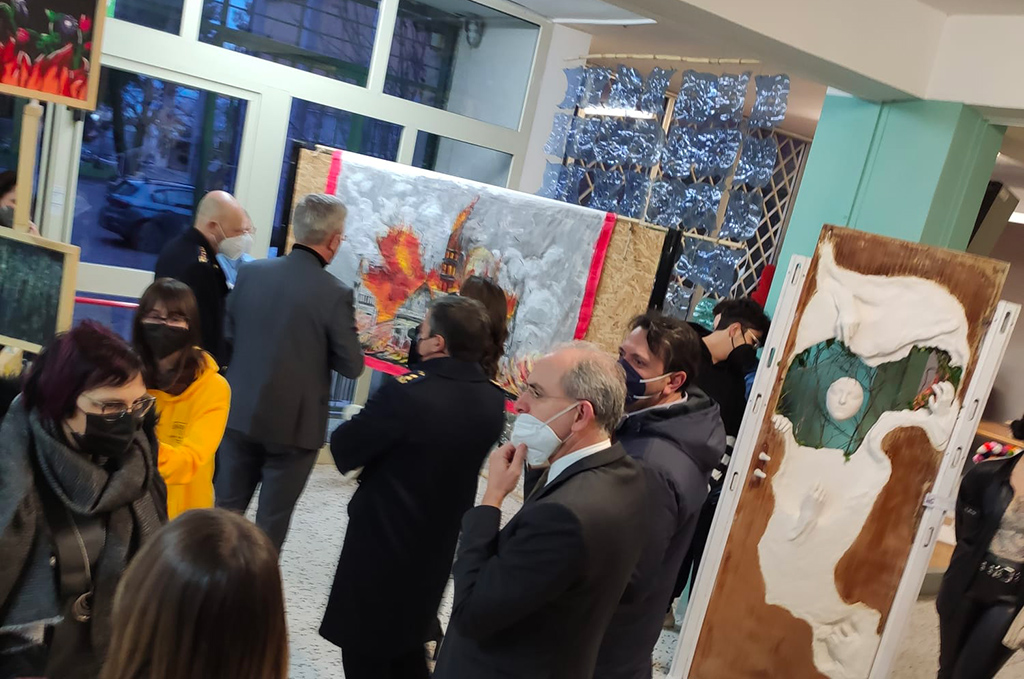 Lamezia, al liceo Classico Artistico “Fiorentino” inaugurata la mostra didattica 2022