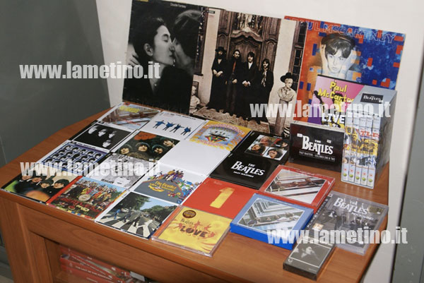 Lamezia: Inaugurata mostra su Beatles a palazzo Nicotera