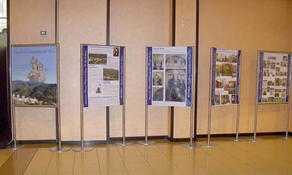 Calabria: Conflenti, paese in mostra presso centro commerciale