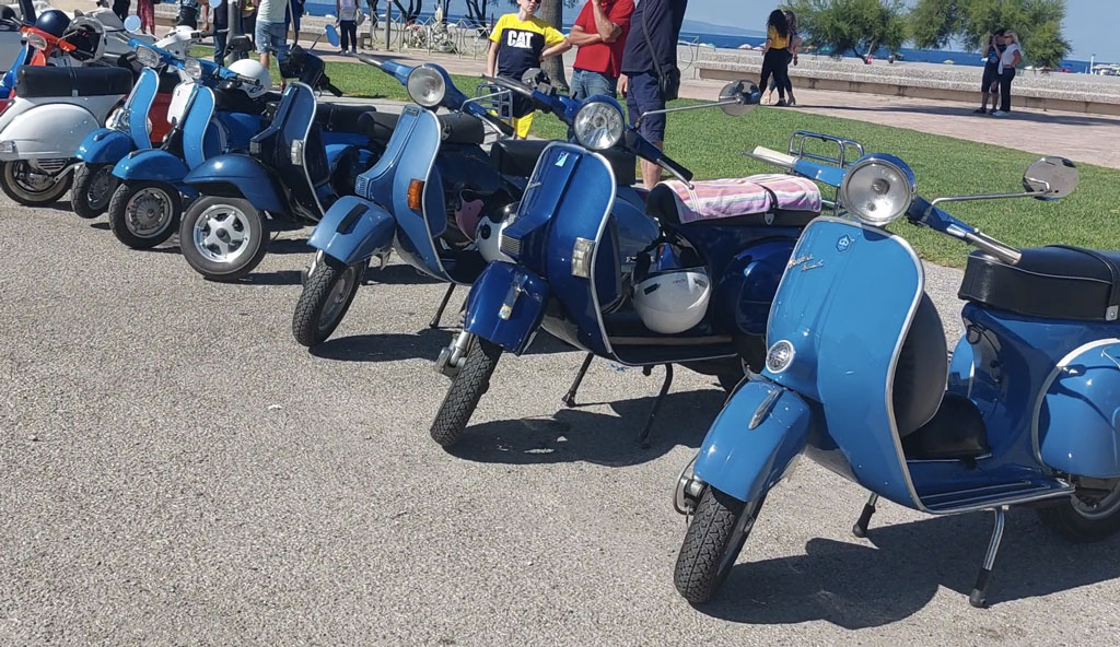 moto-d-epocca-7-22_c4b83.jpg
