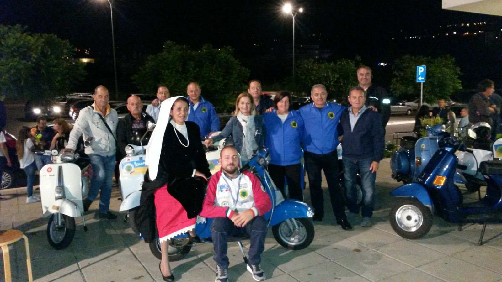 Lamezia: il vespa club fa tappa al concorso di bellezza "miss Calabrisella"