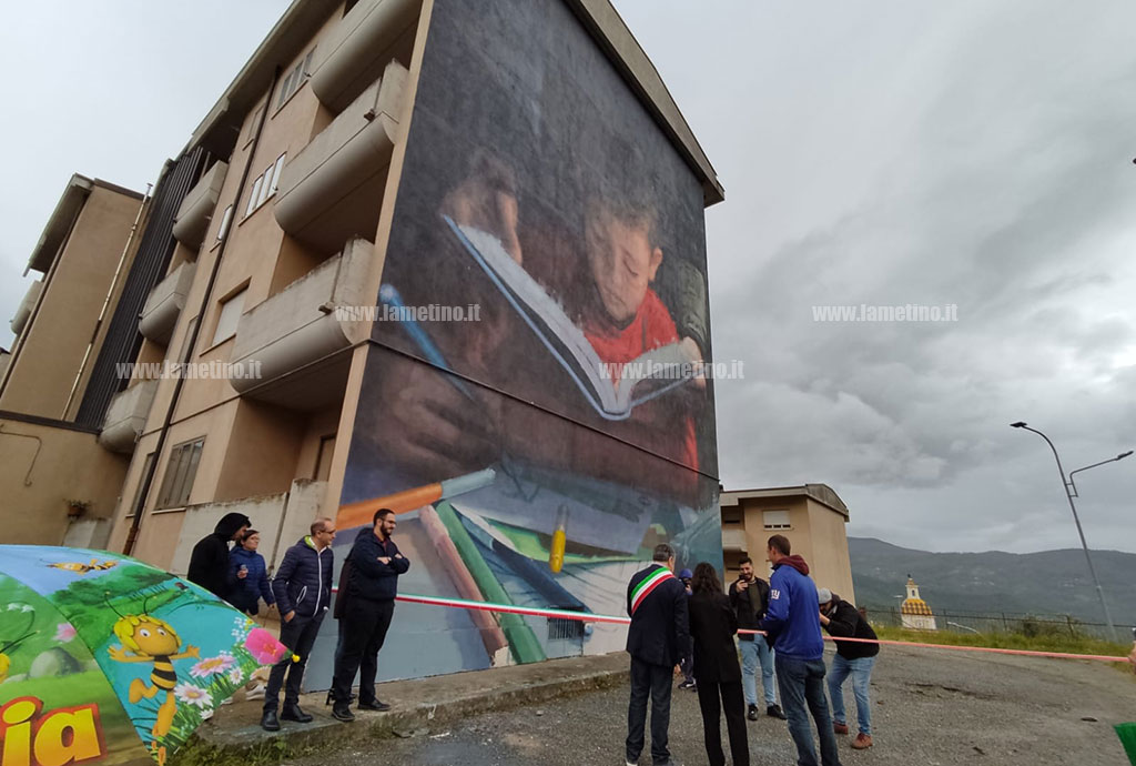 murales-conflenti-2022174347a149_cb4e1.jpg