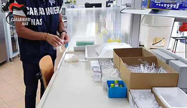 Nas scoprono falsi medici e dentisti nel reggino, denunce e sequestri