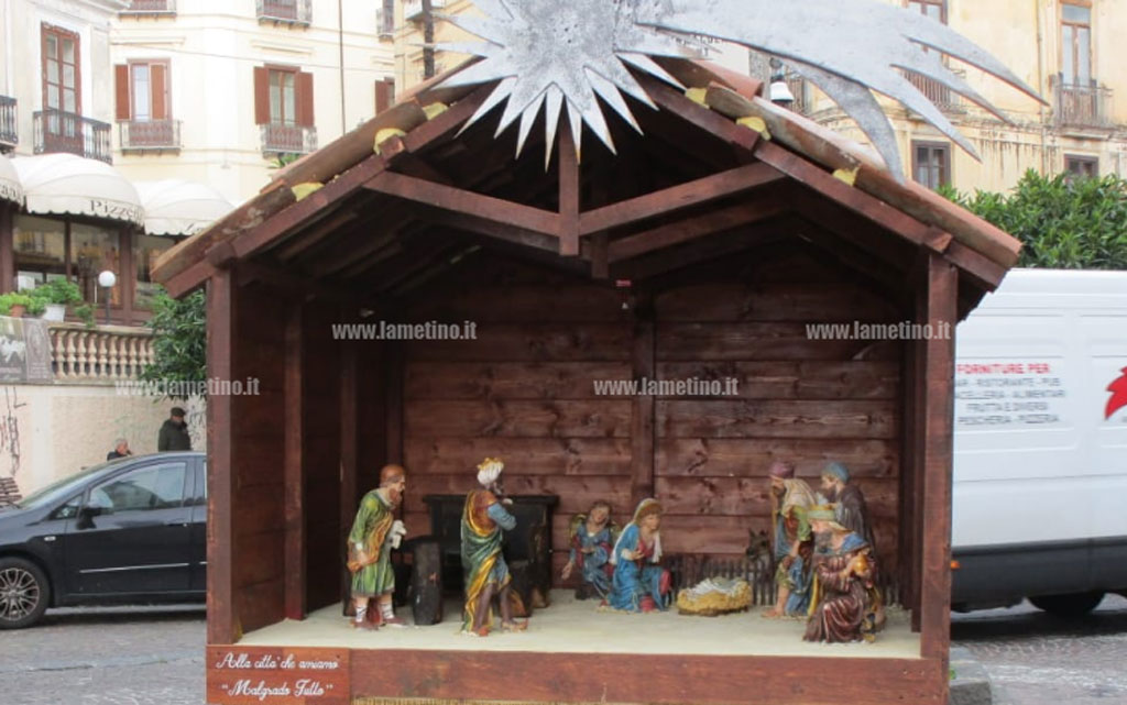 natale-addobbi-2019-111.jpg