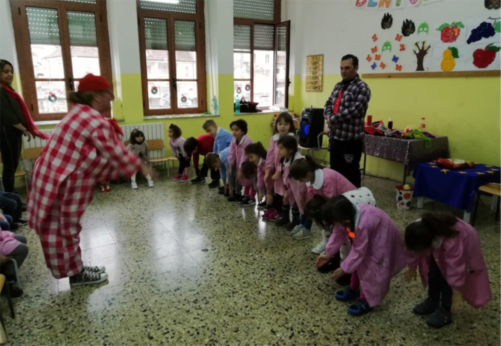Lamezia, spettacolo di "magia comica" all'istituto Borrello-Fiorentino