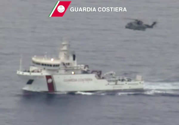 Immigrazione: tragedia nel Canale Sicilia, 700 morti. Reazioni
