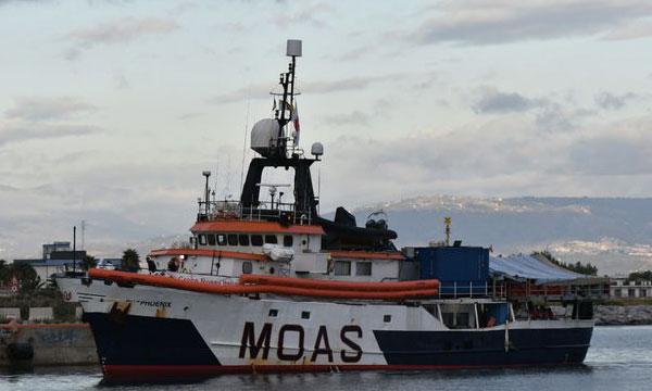 nave-Migranti_corigliano2.jpg
