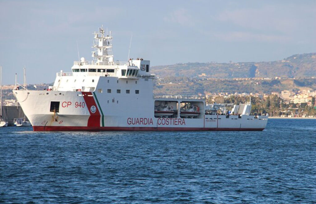 Arrivata a Reggio Calabria la nave Dattilo con 589 migranti a bordo