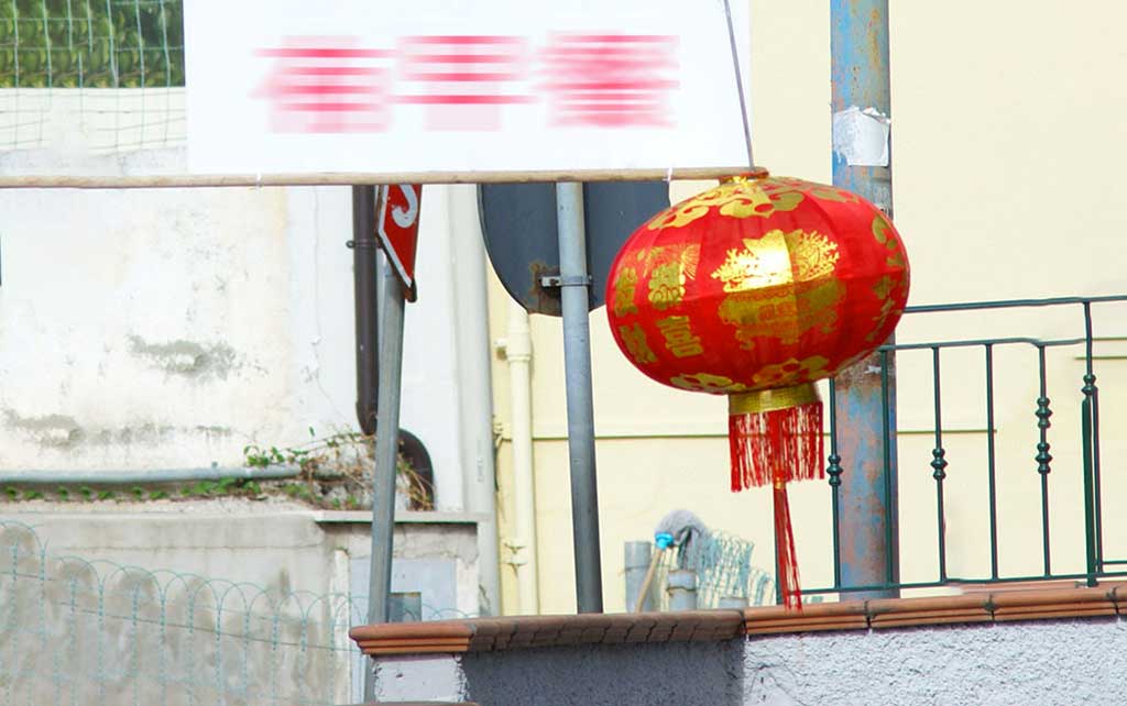 Lamezia, inchiesta di "Panorama": qui la più grande Chinatown del Sud
