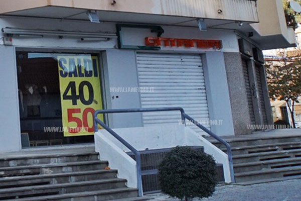 Lamezia, intimidazione negozio via Virgilio - REAZIONI