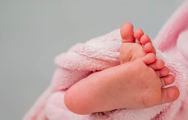 A Catanzaro prima nata da mamma lametina e positiva al Covid: si chiama Melissa e sta bene