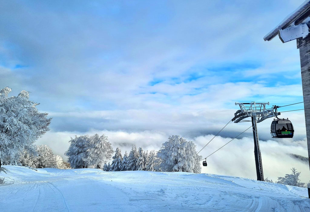 neve-lorica-cabinovia_2d24c.jpg