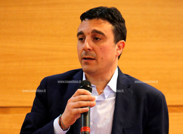 Ritiro dimissioni sindaco Riace, Mastroianni (Pd): “Lucano e sua comunità sono simbolo di solidarietà”