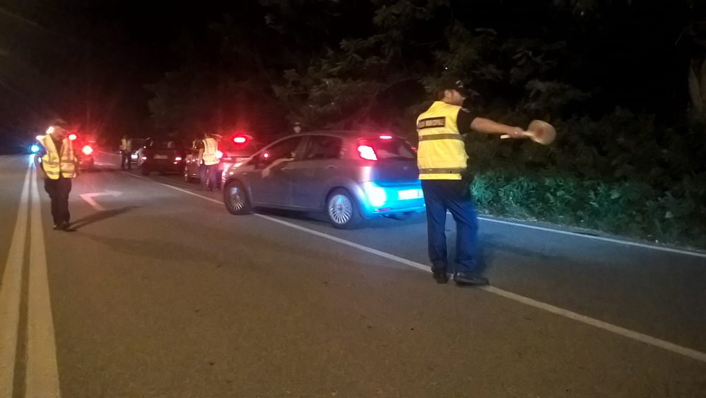Lamezia, controlli durante movida su costa tirrenica: fermati 130 veicoli e 4 patenti ritirate  