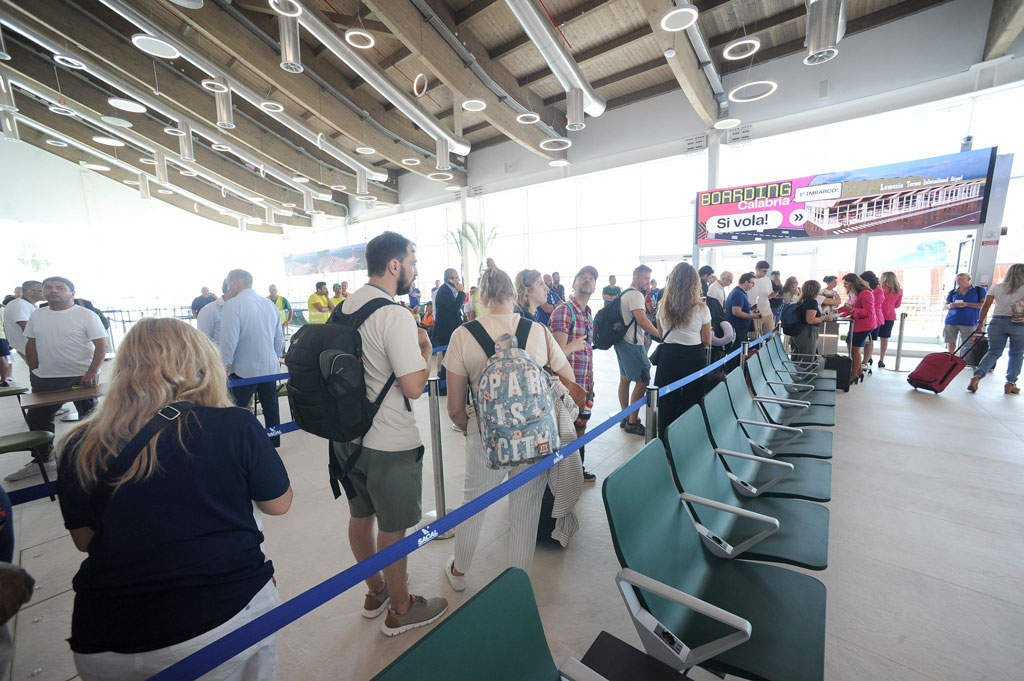 nuova-aerea-lamezia-2024-07-30-at-12.57.221_cf215.jpg
