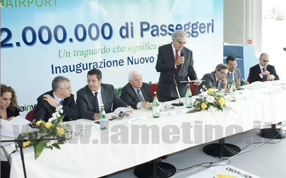 nuvo-terminal-lamezia-conf-stampa-sacal_copia