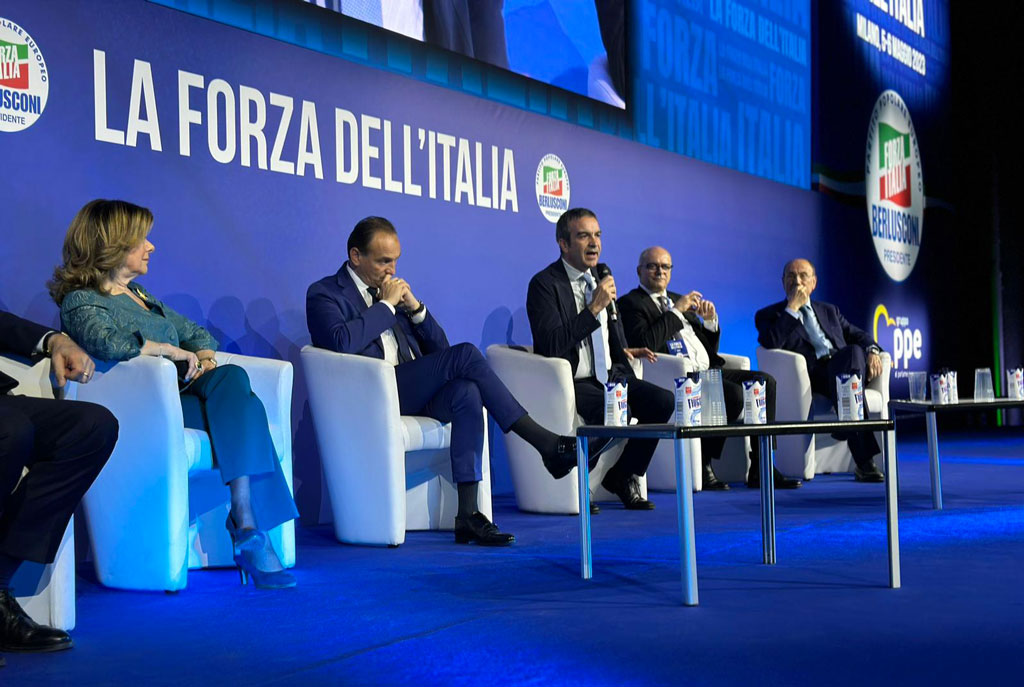 Occhiuto alla convention di Forza Italia a Milano: "In 18 mesi fatte riforme mai viste in Calabria"
