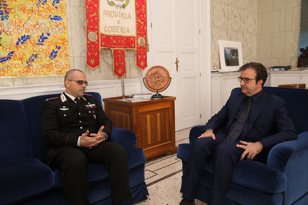 Nuovo comandante carabinieri Cosenza in visita da Occhiuto