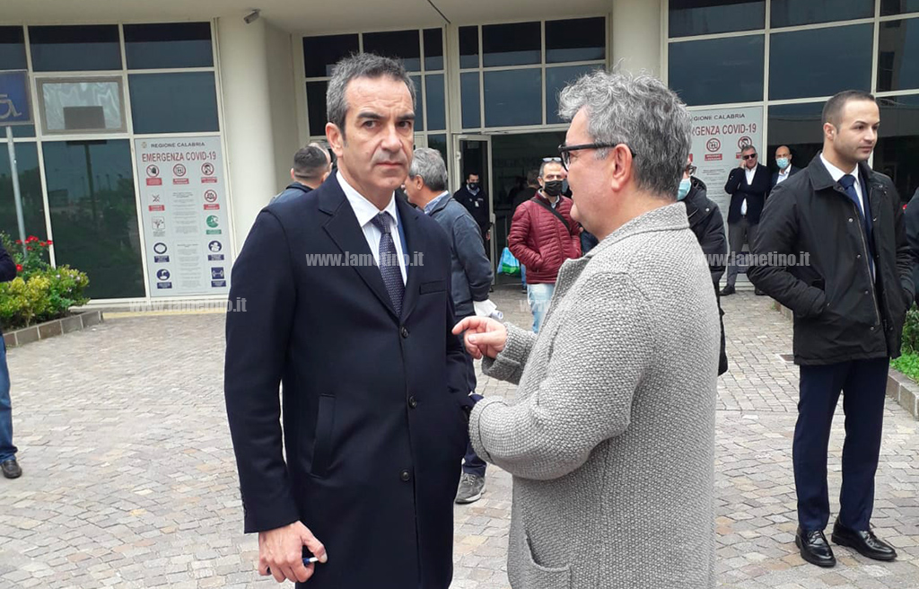 Regione, passaggio di consegne fra Occhiuto e Spirlì alla Cittadella regionale