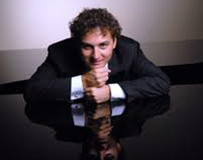 Lamezia: Recital del pianista Giuseppe Albanese presso auditorium liceo "Guzzi"