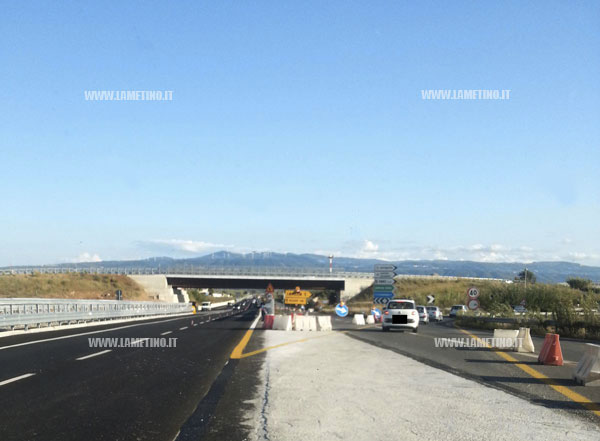 okl_avori-rampa-uscita-svincolo-a3-lamezia-sett-2014-3.jpg