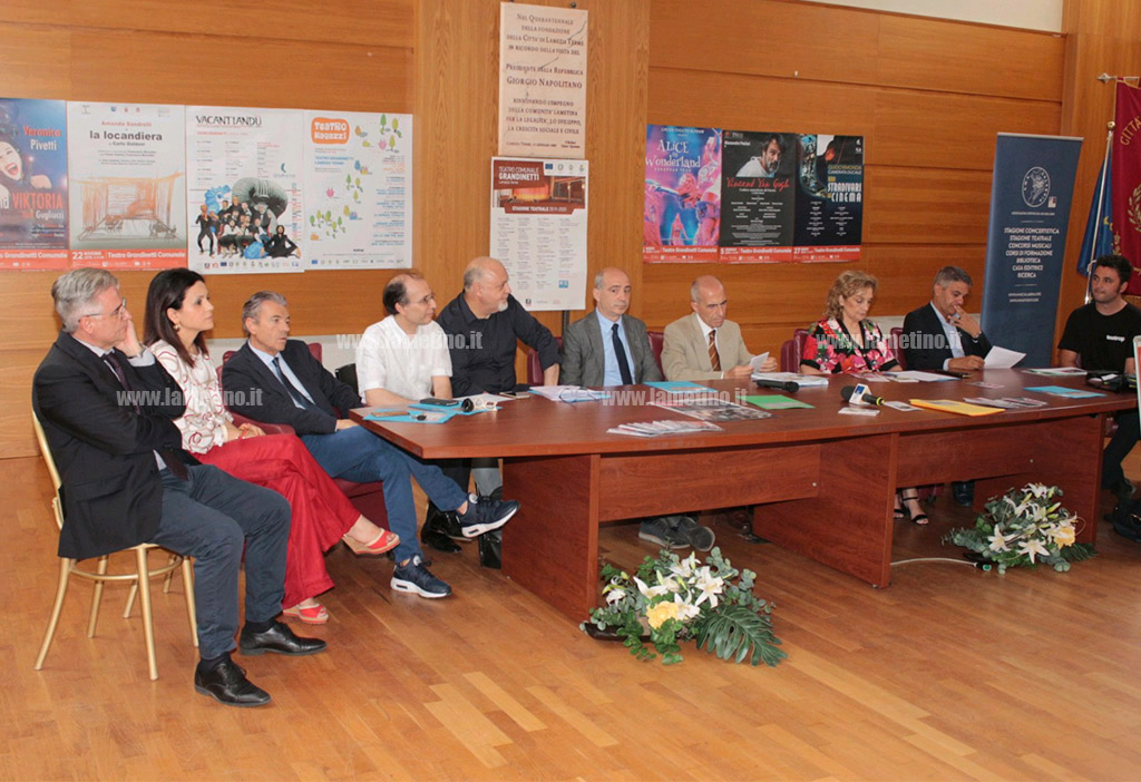 Lamezia, presentata stagione teatrale al Grandinetti con 70 eventi in cartellone