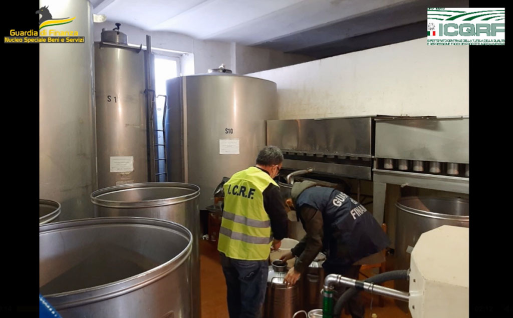 Operazione "Verum et Oleum" a tutela olio extravergine d’oliva, controlli congiunti Icqrf e Guardia di finanza anche in Calabria