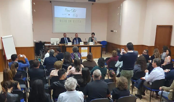 "Olio in città", confronto sugli extravergini calabresi a Roma