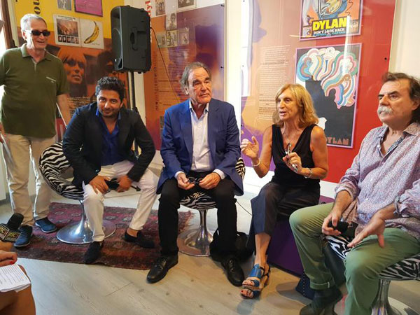Oliver Stone ospite a Catanzaro, “Prepararsi a questo mestiere è un'arte"