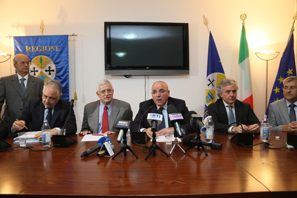 Lavoro: Om carrelli,proposta americana anche per Gioia Tauro