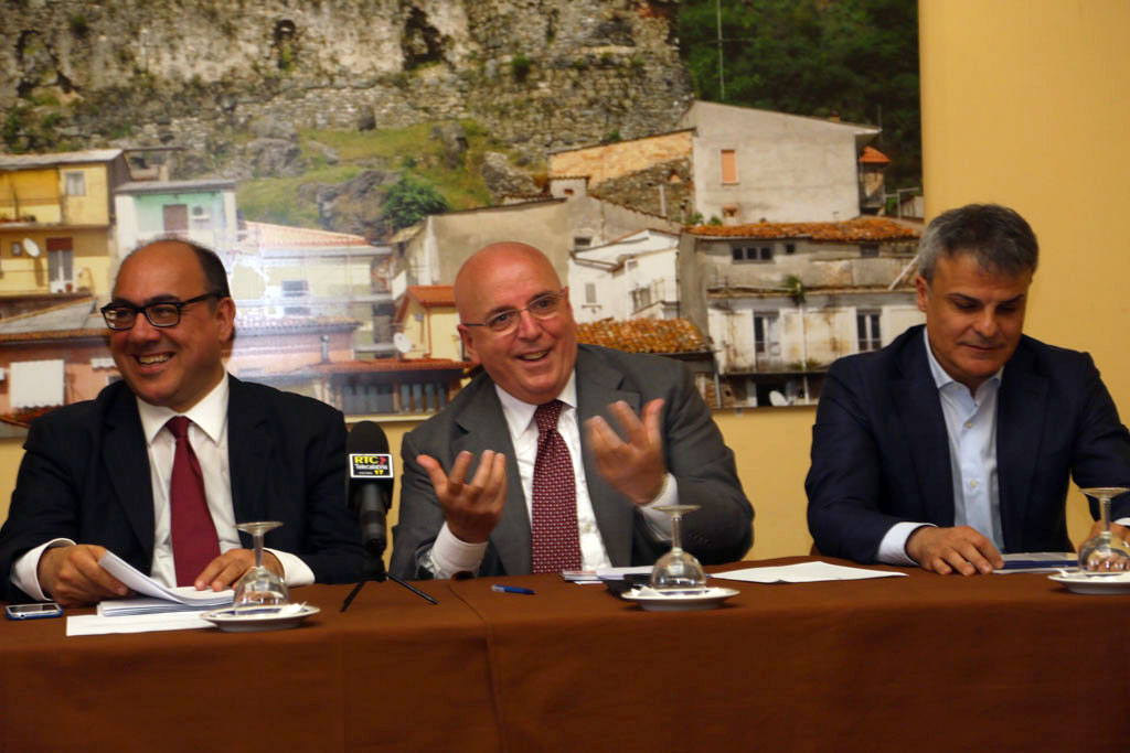 Lamezia: conferenza con Oliverio e Guccione su intesa tra Unindustria e piano Garanzia Giovani