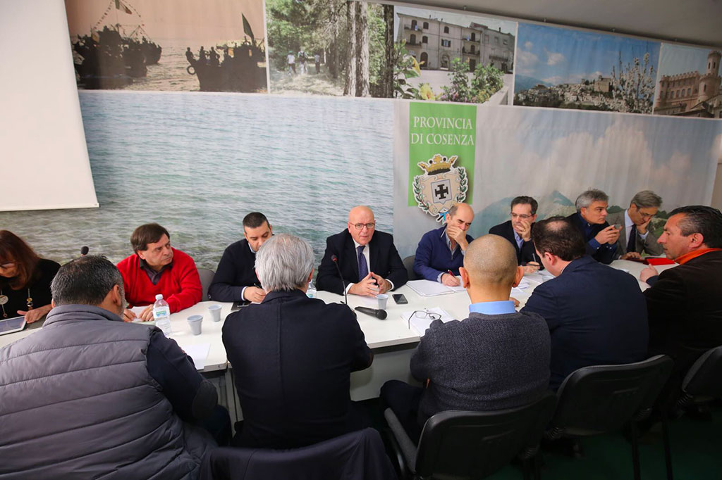 Regione: presidente Oliverio incontra sindacati e Unindustria