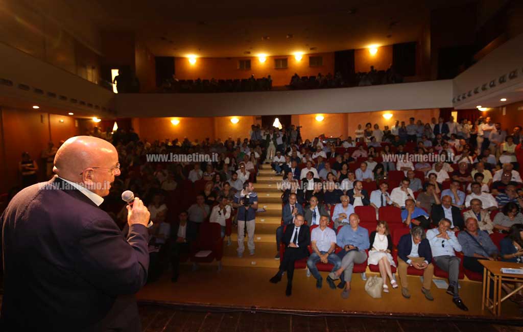 oliverio-la-regione-dei-comuni-140619.jpg