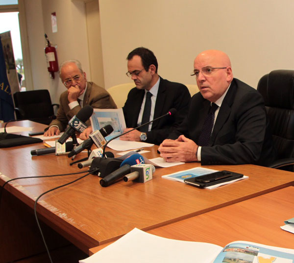 Ferrovie: Oliverio, studio per Catanzaro-Cosenza in 60 minuti