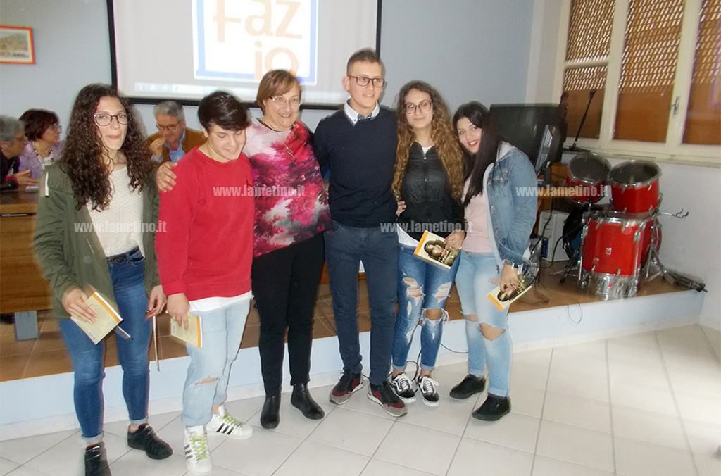 omaggioAStudenti.jpg