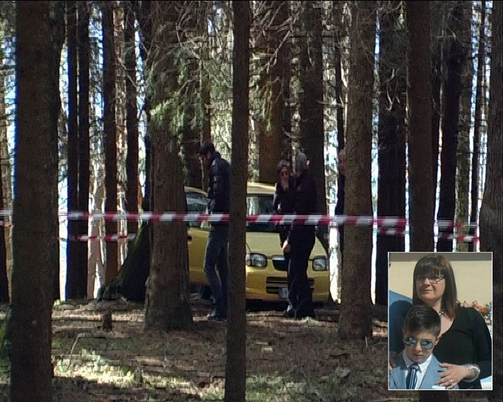 Donna uccide figlio: Vescovo a funerali, increduli da tragedia
