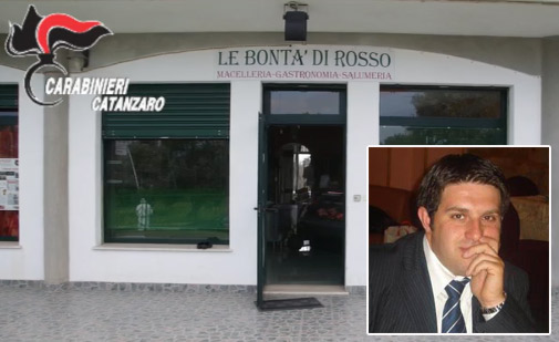 Omicidio macellaio a Simeri nel 2015, condannato a 17 anni il killer: famiglia della vittima protesta 