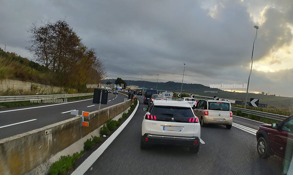 Lamezia, incidente sulla statale 280 verso Catanzaro: un ferito 
