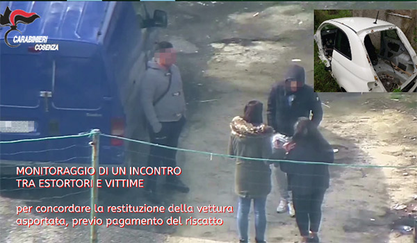 Furti di auto e "cavalli di ritorno", 18 provvedimenti a Cosenza - VIDEO