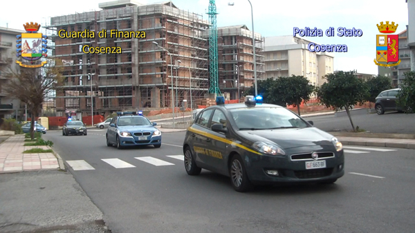 Operazione 'Medical market': morte nascituro in falso incidente stradale, arresti
