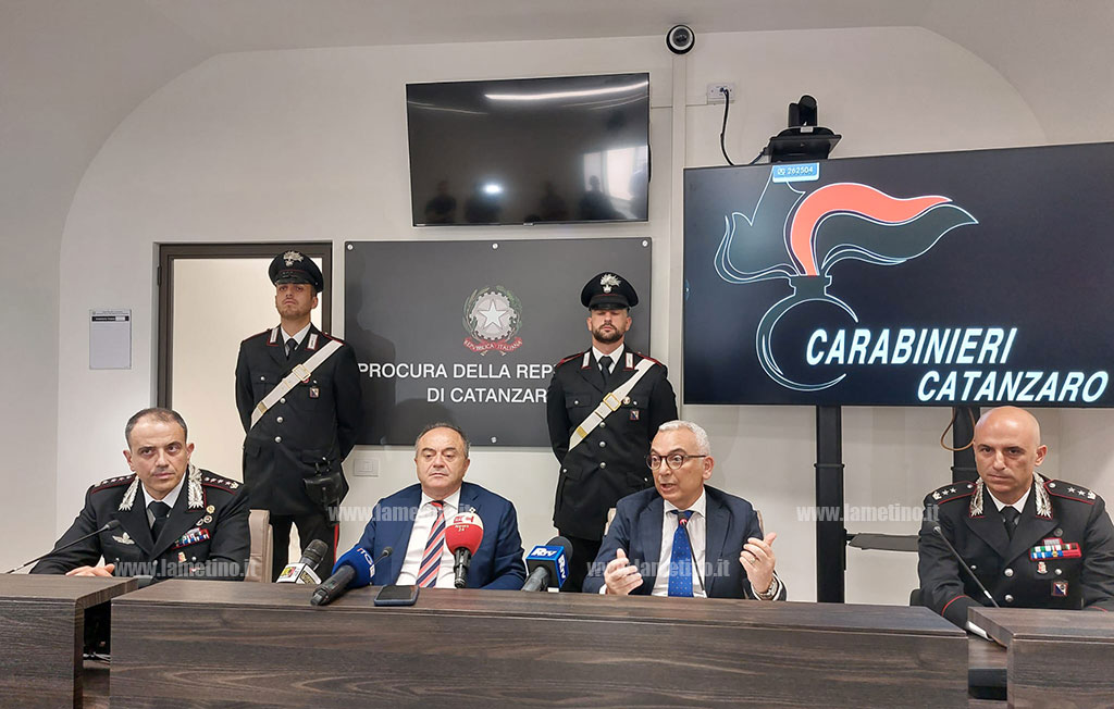 operazione-gratteri-2292023_0dfaa.jpg